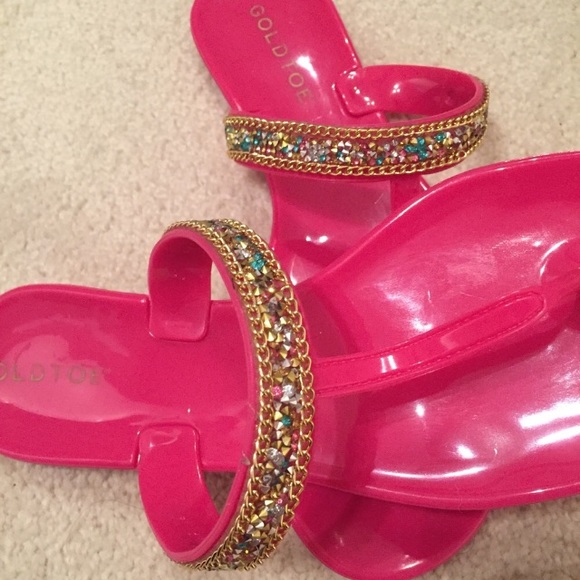 Barbie Pink Gem Sandals Shoes Thongs Bright Pink in size 8 Vacation & Beach - Picture 4 of 6